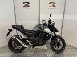 CB750 Hornet E-Clutch