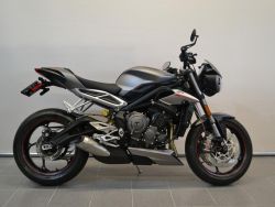 STREET TRIPLE RS