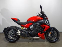 DIAVEL V4