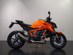 1390 SUPERDUKE R