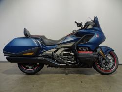GL 1800 BAGGER DCT