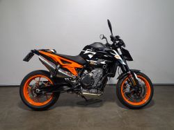 890 DUKE GP