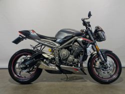 STREET TRIPLE RS