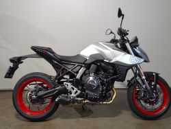 GSX-8S