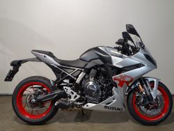 GSX-8R