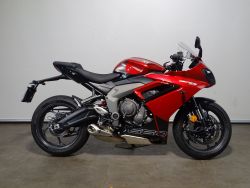 DAYTONA 660