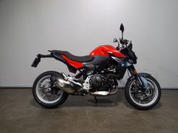 F 900 R