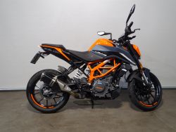 390 DUKE ABS