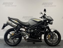 Street Triple R