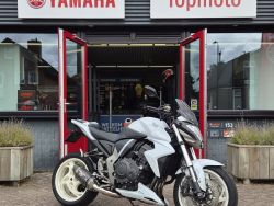 CB 1000 R