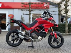 Multistrada 1200S Rood