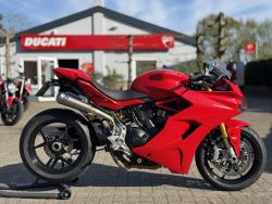 Supersport S Rood