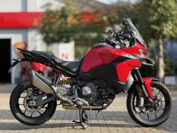 Multistrada V2 Red