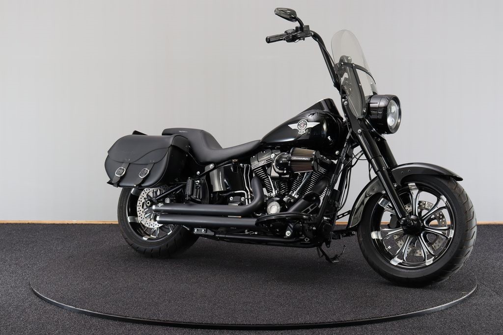 Te Koop HARLEY DAVIDSON FLSTFBS Fatboy S Vivid Black BikeNet