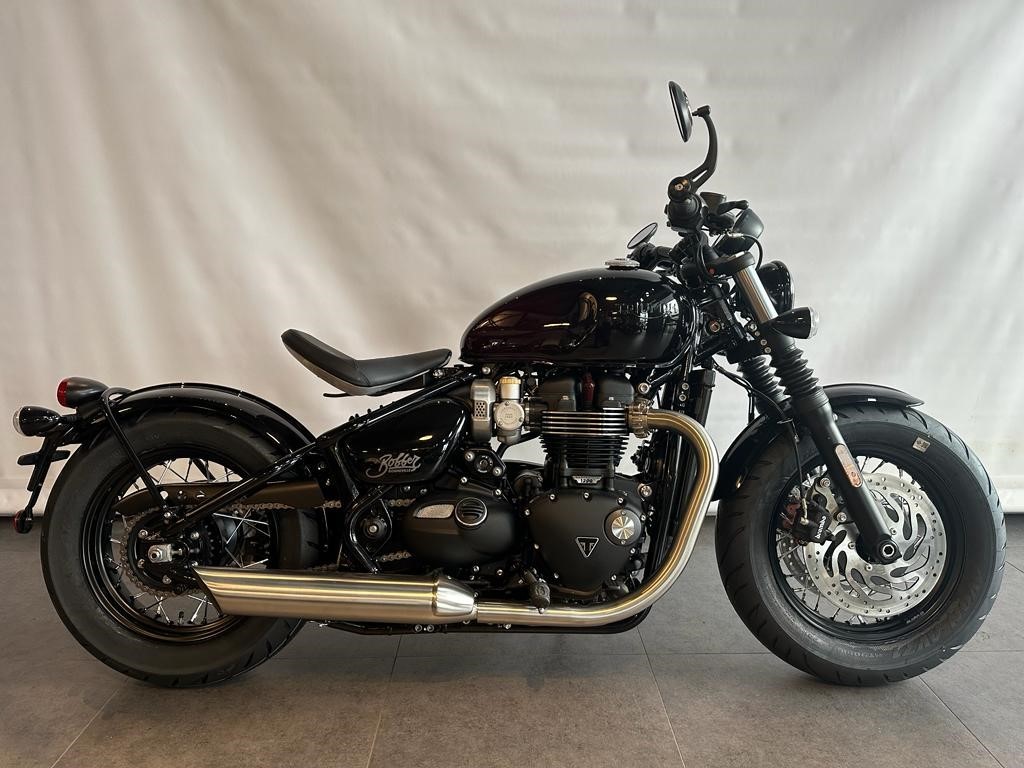 Te Koop TRIUMPH BONNEVILLE BOBBER BikeNet