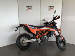 690 SMC R