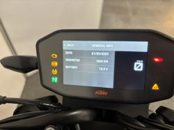 KTM 890 DUKE R ABS