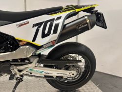 HUSQVARNA 701 SUPERMOTO