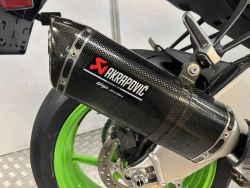 KAWASAKI Ninja ZX 6 R