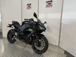 KAWASAKI Ninja 650 ABS