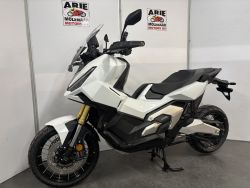 HONDA X-ADV 750