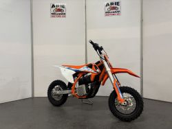 SX-E 3