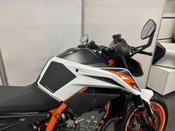 KTM 890 DUKE R ABS