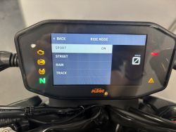 KTM 890 DUKE R ABS