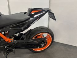 KTM 890 DUKE R ABS