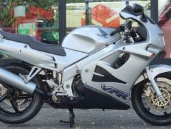 VFR 750 F