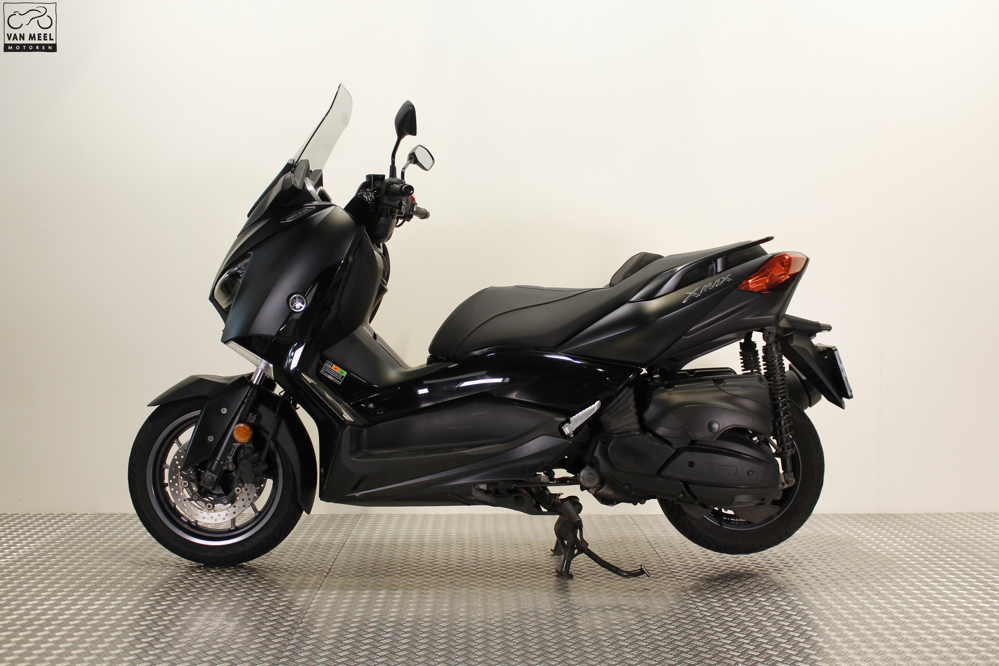 YAMAHA - X-MAX 400 ABS IRON MAX