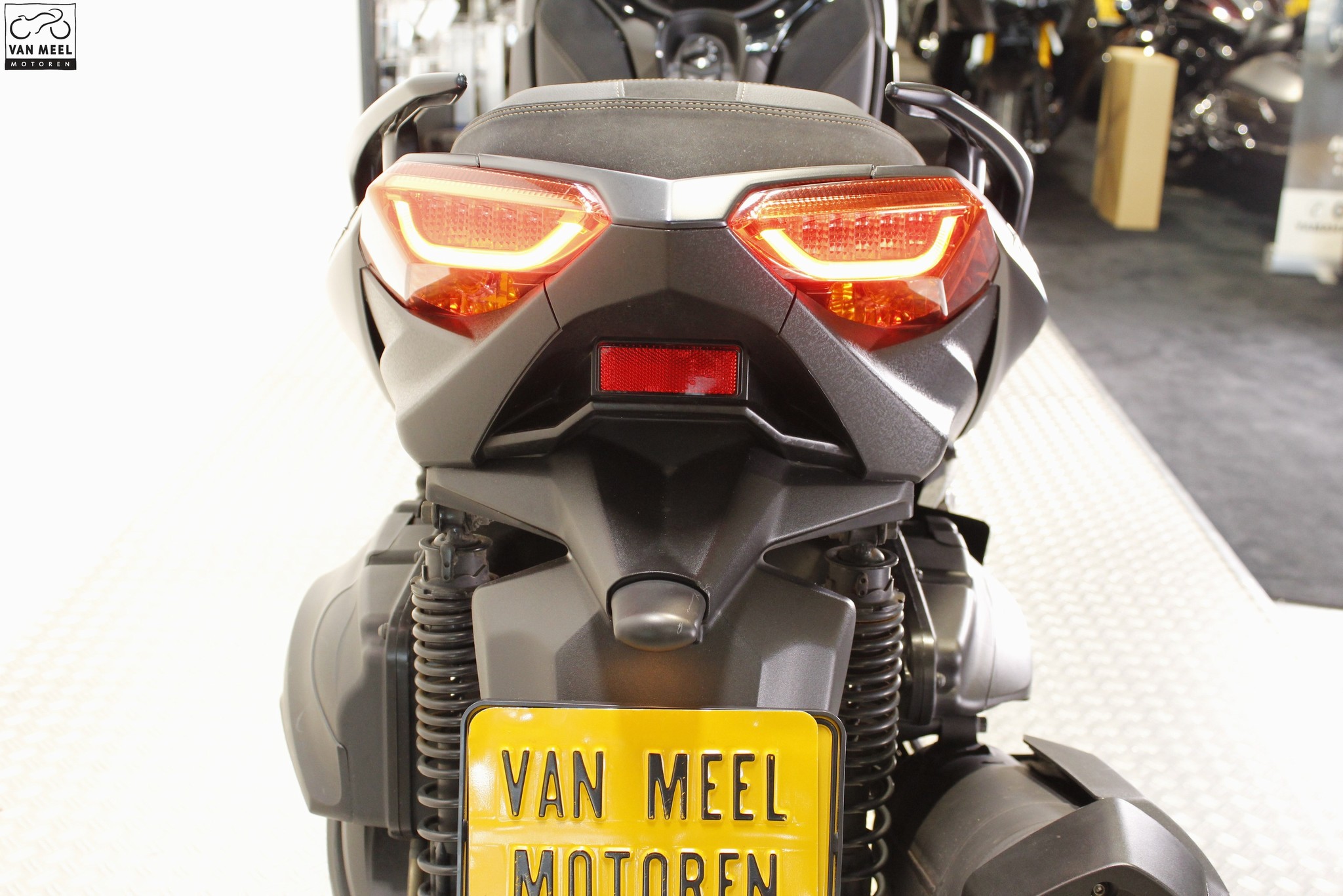 YAMAHA - X-MAX 400 ABS IRON MAX