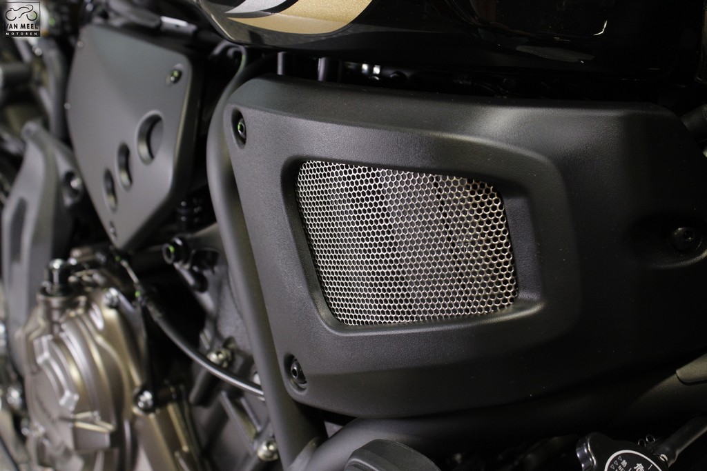 YAMAHA - XSR 700
