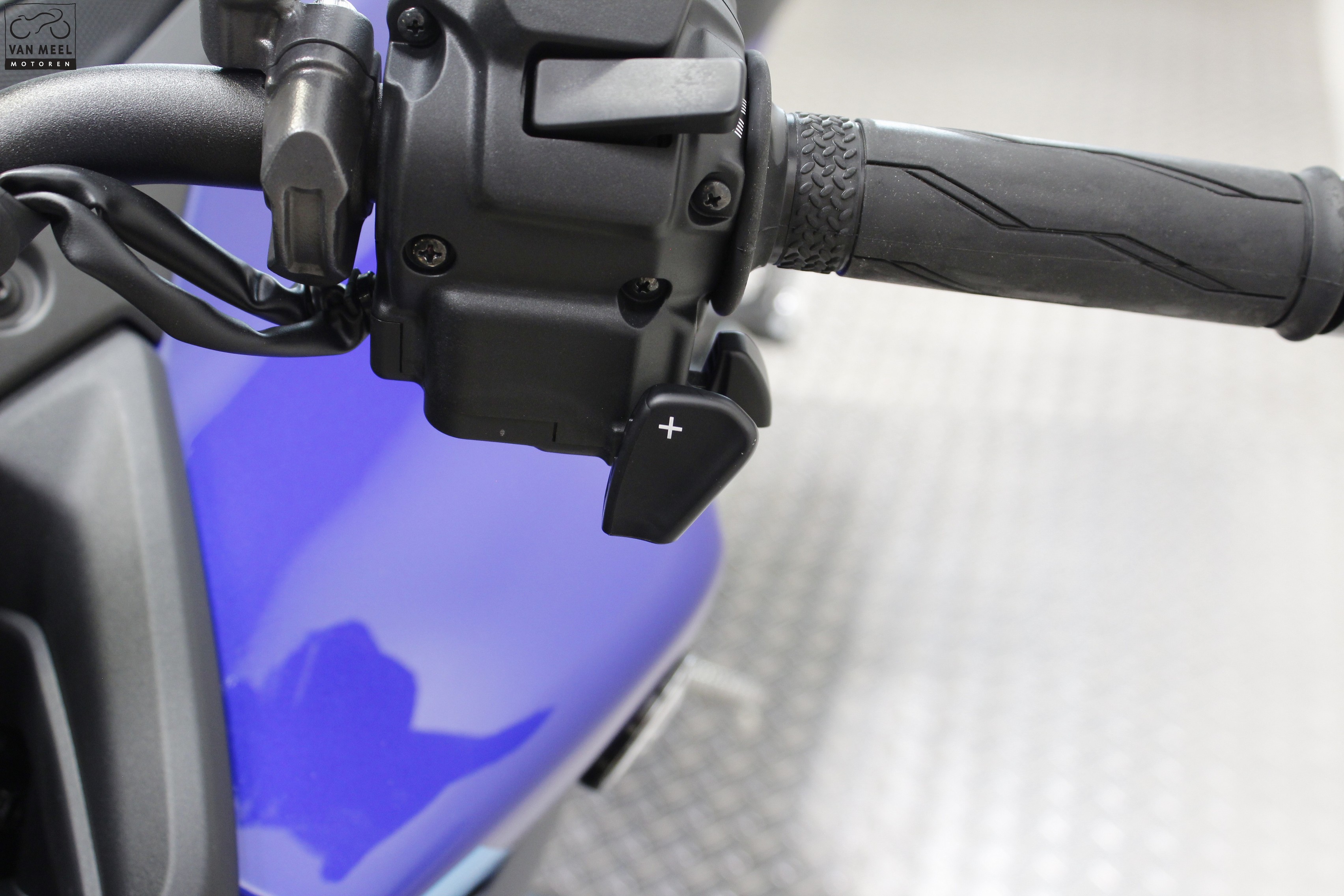 YAMAHA - MT 09 ABS Y-AMT