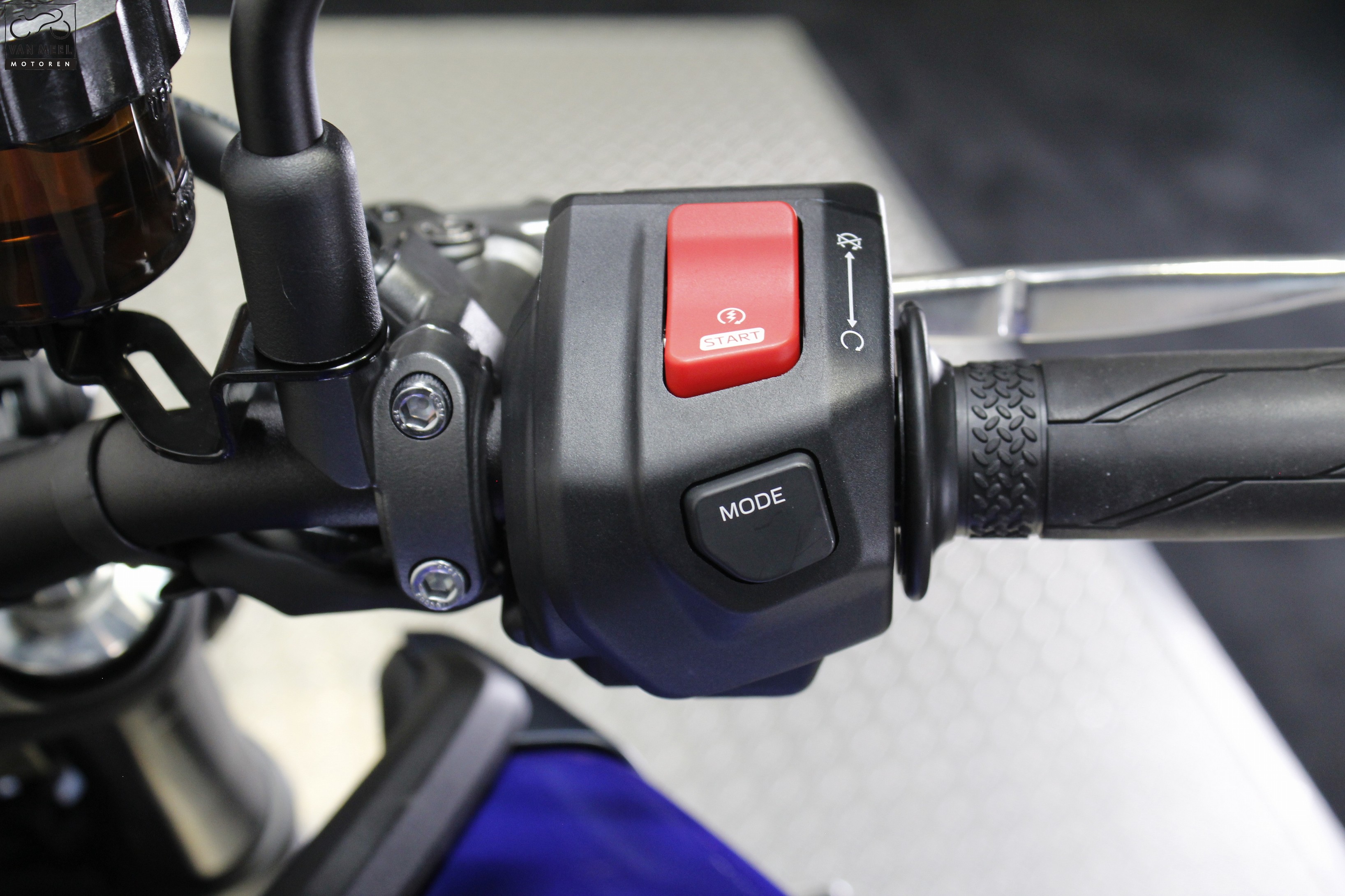 YAMAHA - MT 09 ABS