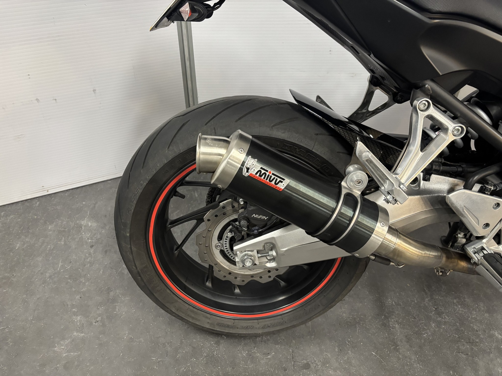 HONDA - CB 650 F ABS