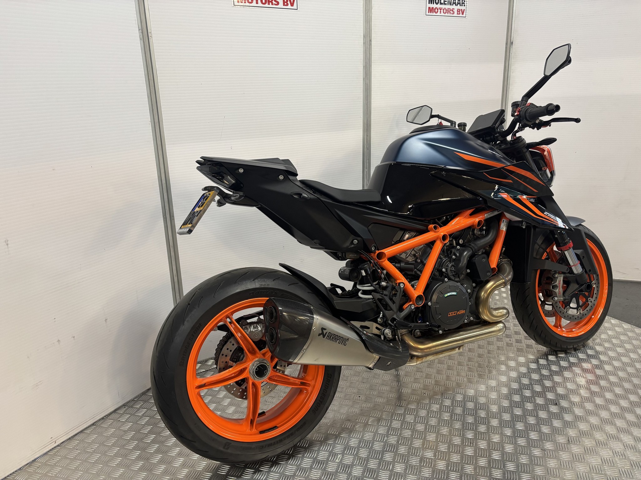 KTM - 1290 Superduke R Final Edition