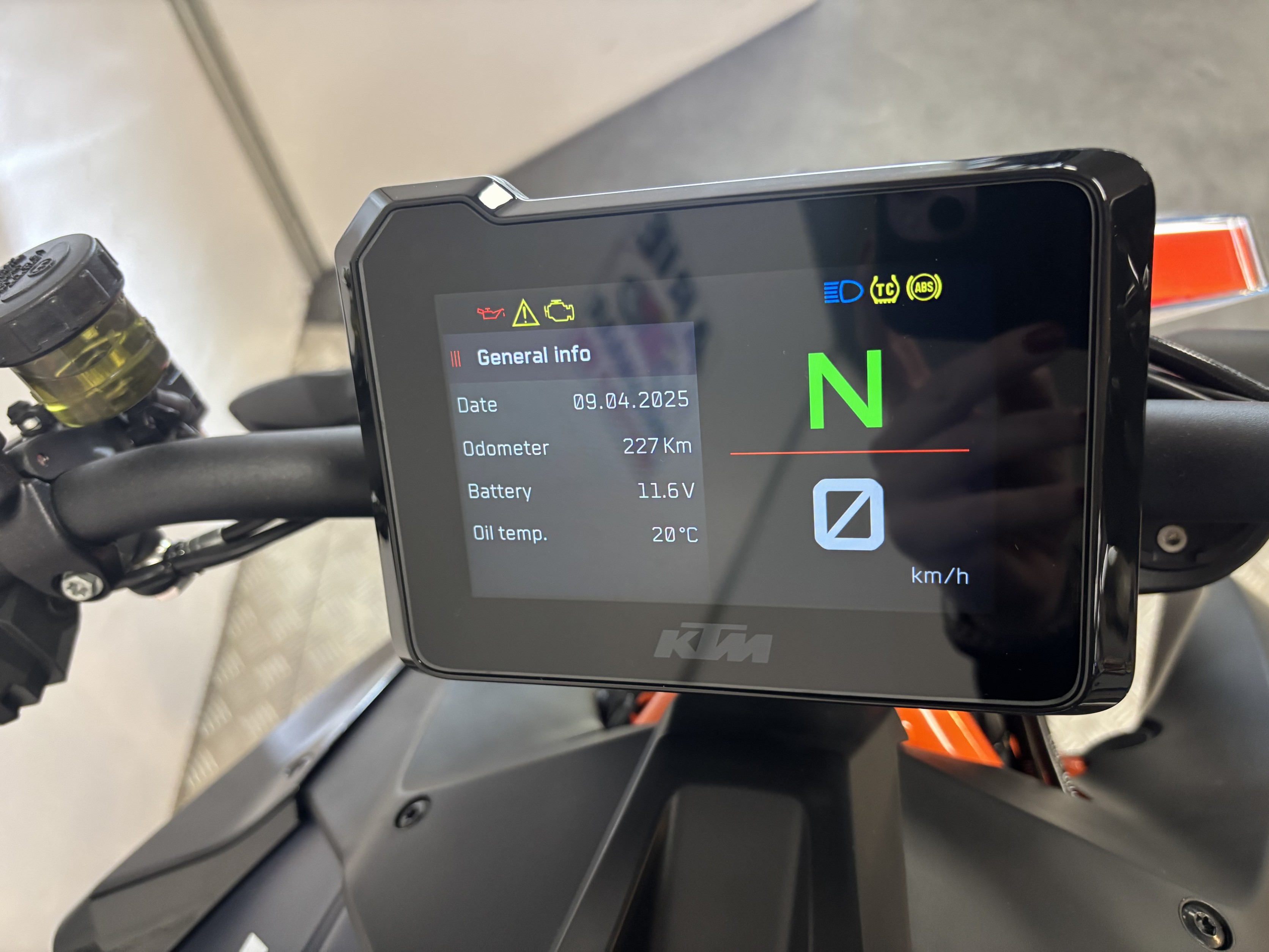 KTM - 1290 Superduke R Final Edition