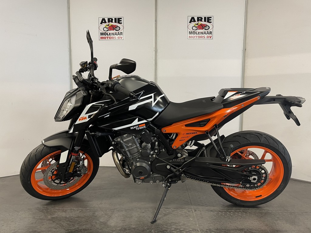 KTM 890 DUKE GP