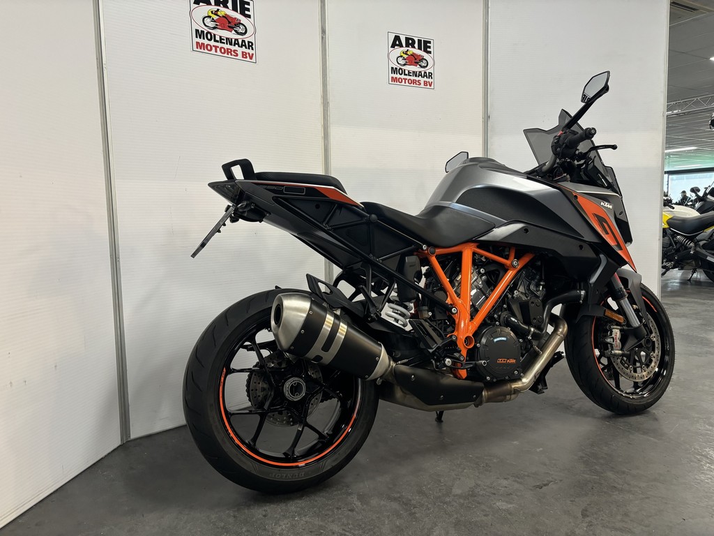 KTM - 1290 Super Duke GT