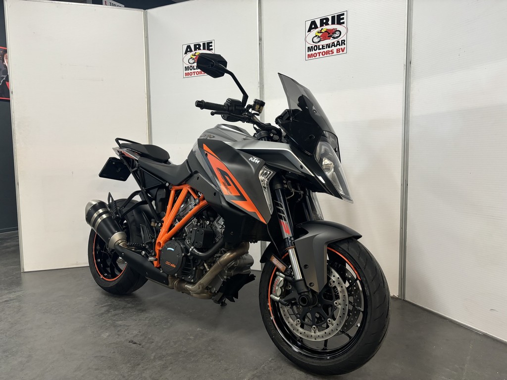 KTM - 1290 Super Duke GT