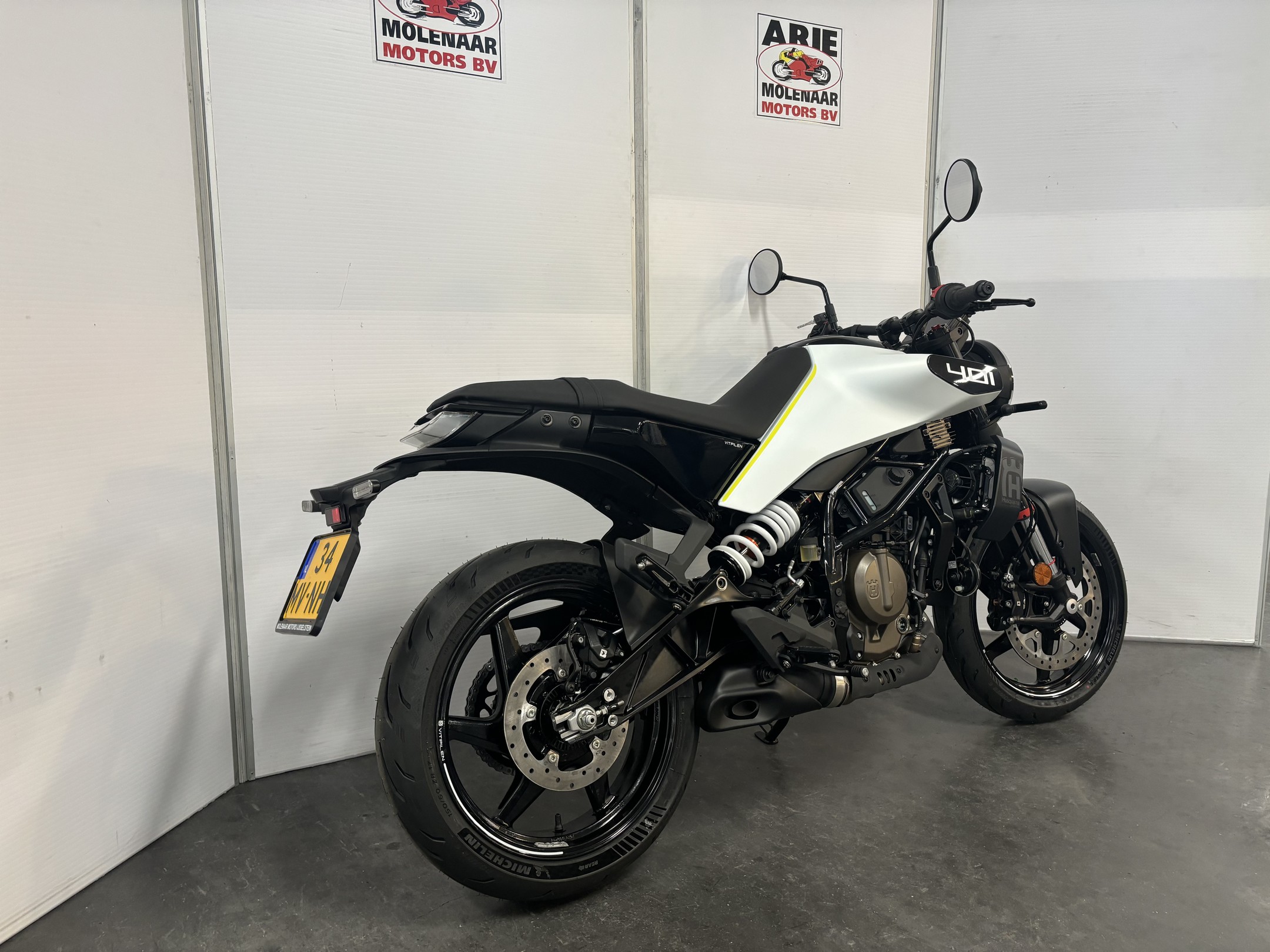 HUSQVARNA - VITPILEN 401