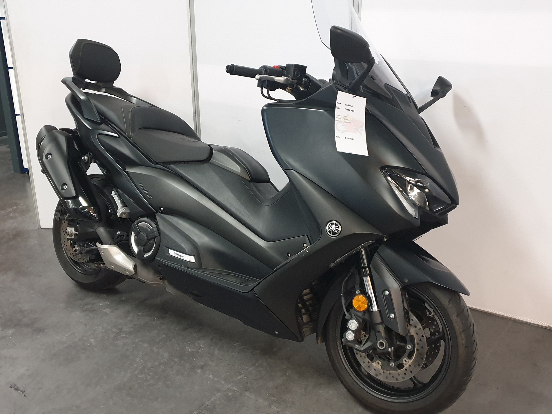 YAMAHA T MAX ABS