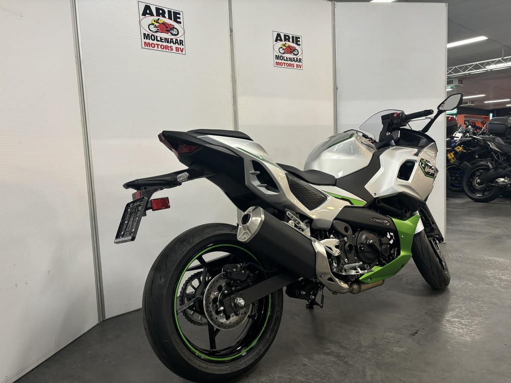 KAWASAKI - Ninja 7 Hybrid