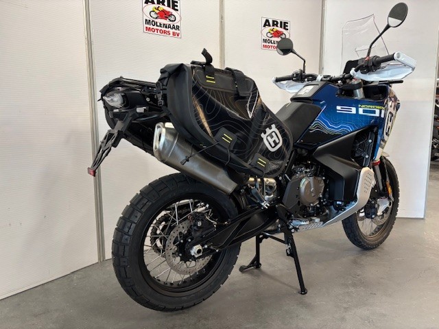 HUSQVARNA - NORDEN 901 EXPEDITION