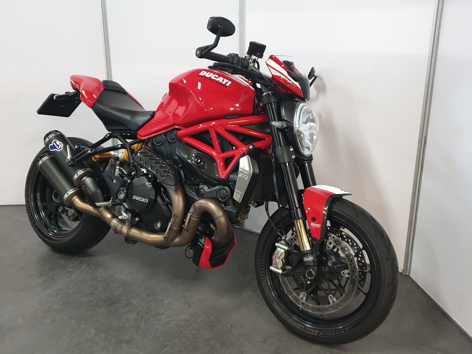 DUCATI - Monster 1200 R