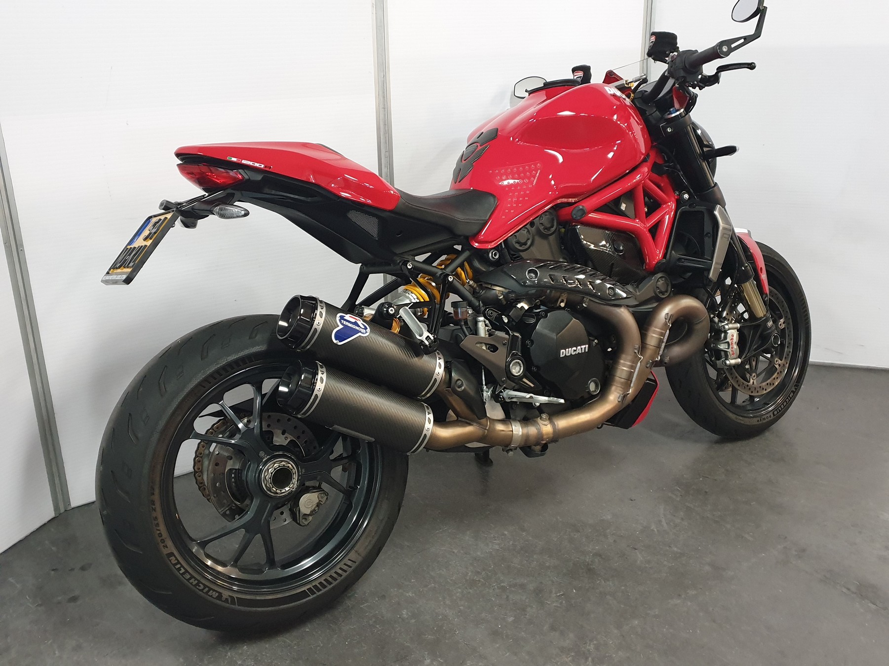 DUCATI - Monster 1200 R