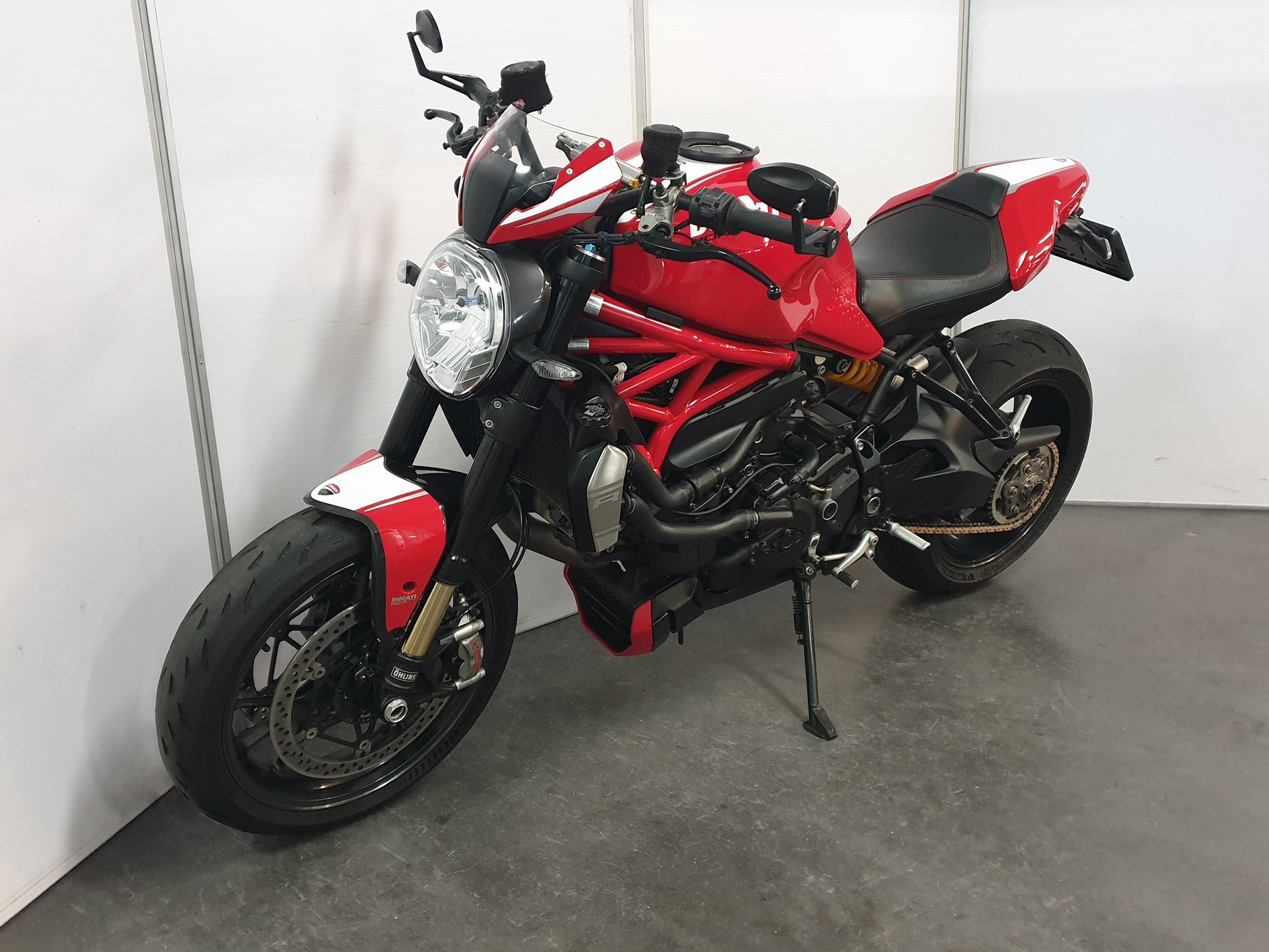 DUCATI - Monster 1200 R