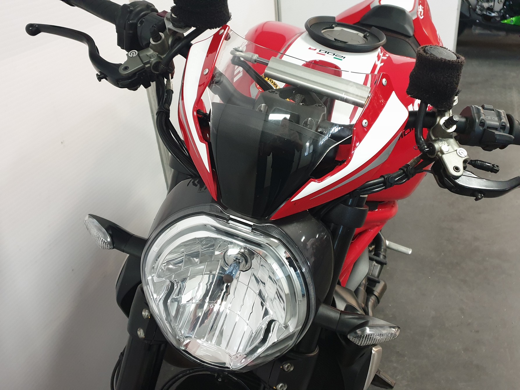 DUCATI - Monster 1200 R