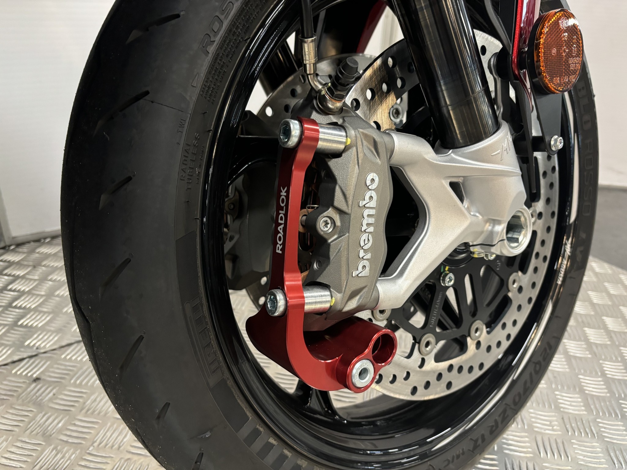 MV AGUSTA BRUTALE 800 RR ABS